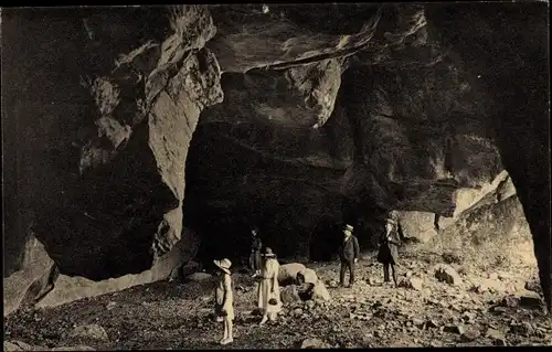 Ak Rochefort Wallonien Namur, Interieur du Trou Maulin