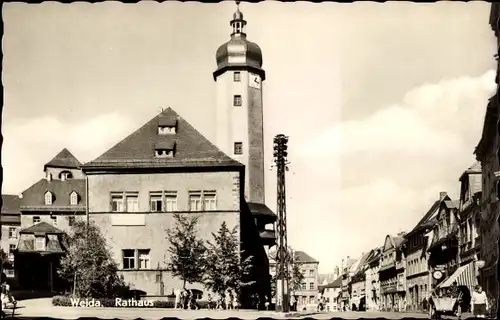 Ak Weida in Thüringen, Rathaus, Straßenpartie