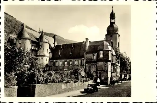 Ak Zell an der Mosel, Schloss Zell, Weinstuben-Hotel im alten kurfürstlichen Schloss