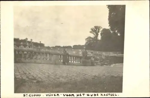 Foto Ak Saint Cloud Hauts de Seine, Partie im Schlosspark