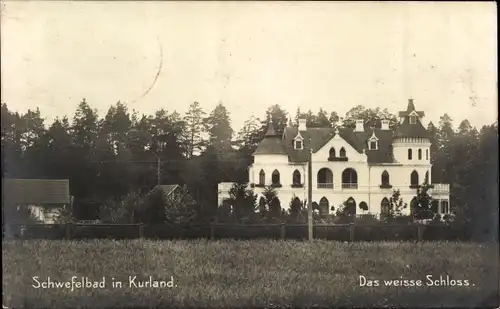 Ak Schwefelbad Kurland Lettland, Das weiße Schloss