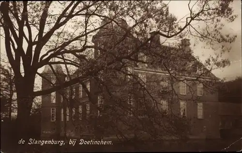 Ak Doetinchem Gelderland, de Slangenburg