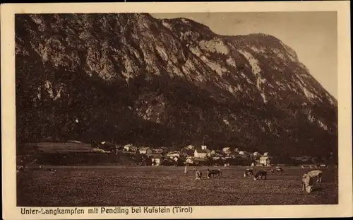 Ak Langkampfen in Tirol, mit Pendling bei Kufstein, Kühe weiden