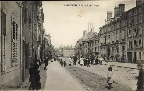 Ak Rambervillers Vosges, Rue Carnot