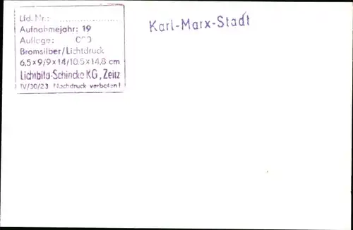 Foto Ak Karl Marx Stadt Chemnitz in Sachsen, Straßenpartie, Parkplatz