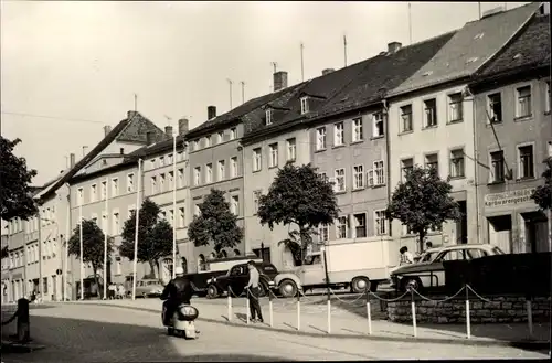 Foto Ak Schleiz in Thüringen, Straßenpartie, Geschäft