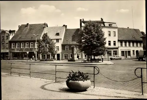 Ak Hettstedt im Südharz, Marktplatz, Geschäfte, Denkmal