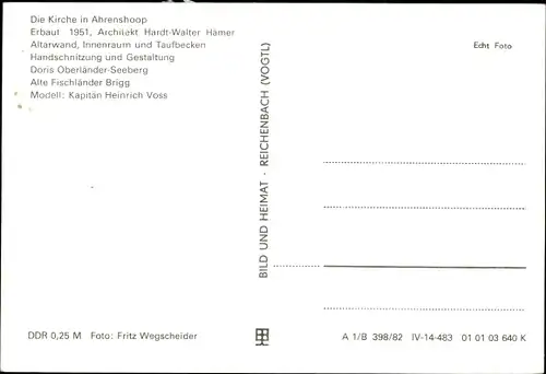 Ak Ostseebad Ahrenshoop Fischland, Kirche, Inneres, Altarwand, Taufbecken, Handschnitzung