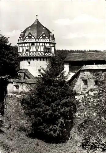 Ak Burgk Schleiz in Thüringen, Schloss Burgk an der Saale, Roter Turm mit Wallgraben