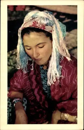 Ak Portrait einer Frau in indischer Tracht, Schmuck, Kopftuch