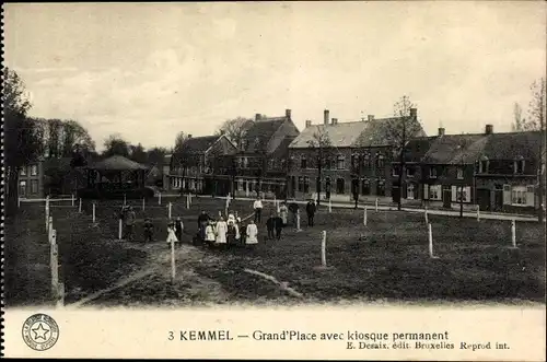 Ak Kemmel Heuvelland Westflandern, Hauptplatz mit permanentem Kiosk
