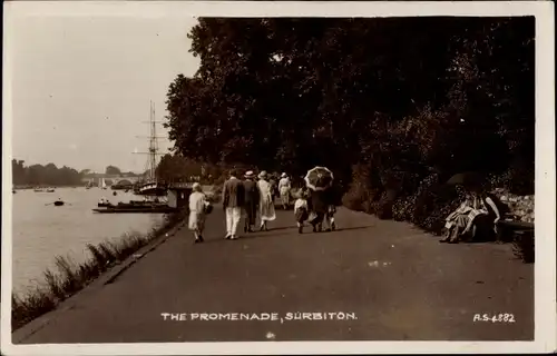 Ak Surbiton Kingston London England, The Promenade
