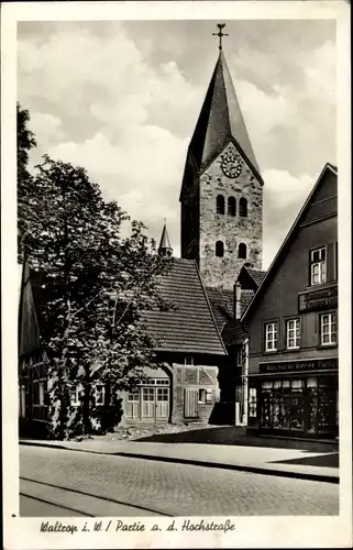 Ak Waltrop im Ruhrgebiet, Partie a. d. Hochstraße, Kirche