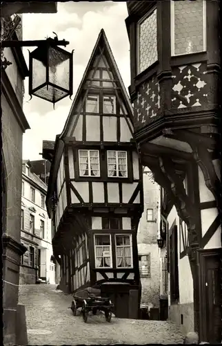 Ak Bernkastel Kues an der Mosel, Mittelalterliche Fachwerkhäuser