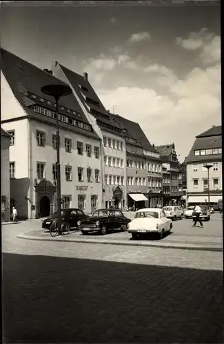 Foto Freiberg in Sachsen, Teilansicht, Platz, Autos