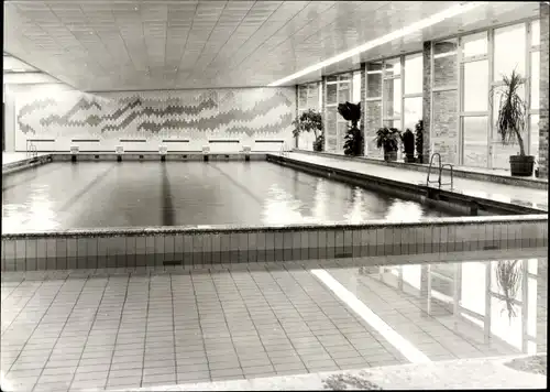 Ak Klink Waren Müritz Mecklenburg Vorpommern, Schwimmhalle, Erholungsheim Hermann Warnke