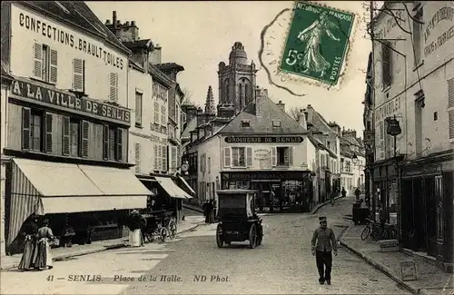 Ak Senlis-Oise, Place de la Halle, Kleidung