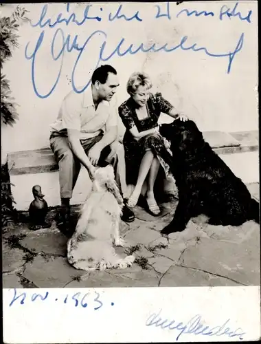 Ak Schauspielerin Anny Ondra, Boxweltmeister Max Schmeling, Hunde, Autogramm 1963