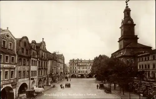 Ak Jelenia Góra Hirschberg Riesengebirge Schlesien, Marktlauben und Rathaus