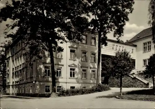 Ak Warmbad Wolkenstein in Sachsen, Geschwister-Scholl-Heim, Übergang zum Kindersanatorium