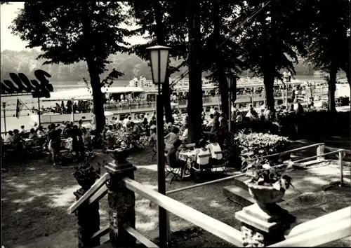 Ak Woltersdorf bei Berlin, HO-Gaststätte Bellevue, Terrasse