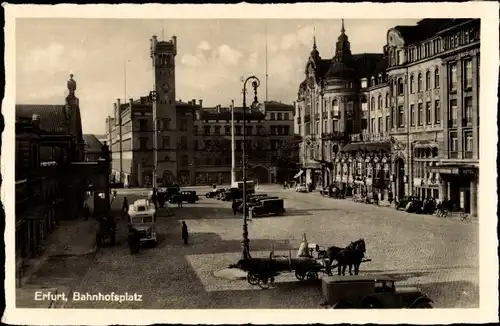 Ak Erfurt in Thüringen, Bahnhofsplatz, Bus