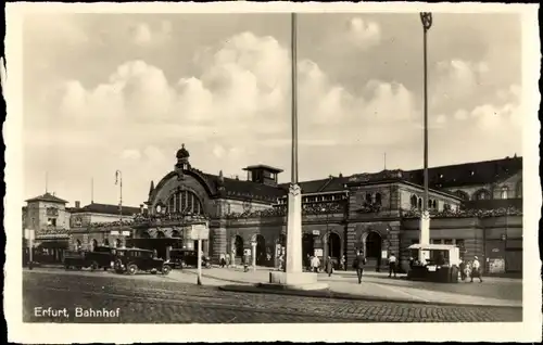 Ak Erfurt in Thüringen, Bahnhof