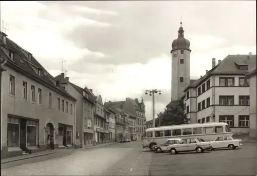 Ak Weida in Thüringen, Markt mit Rathaus, Bus