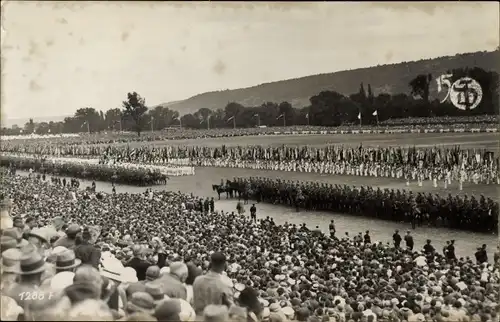 Foto Ak Stuttgart, 15. Deutsches Turnfest 1933, Festplatz, Aufmarsch