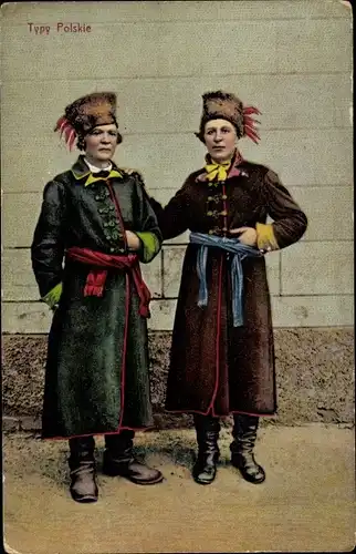 Ak Polen, Typy Polskie, Zwei Männer in Trachten, Mäntel, Fellmützen