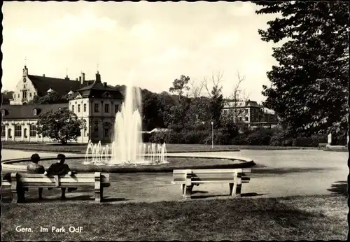 Ak Gera in Thüringen, Im Park OdF