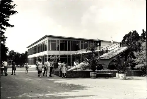 Foto Ak Erfurt in Thüringen Großgaststätte auf der iga mit Rendezvous-Brücke