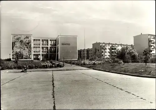 Ak Neubukow in Mecklenburg, Polytechnische Oberschule Heinrich Schliemann