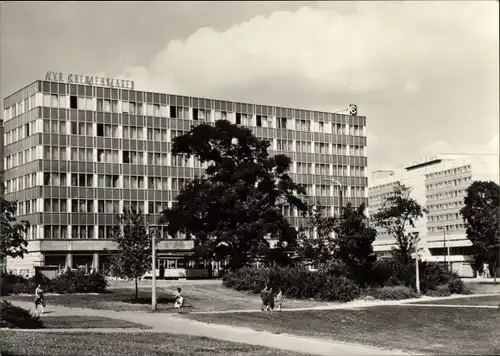 Ak Leipzig in Sachsen, VEB Chemieanlagen und Hotel Stadt Leipzig