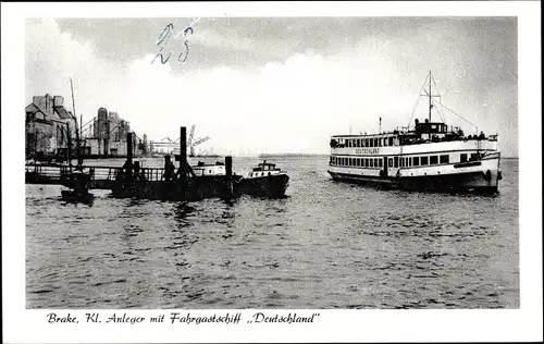 Ak Brake an der Unterweser in Oldenburg, Kl. Anleger mit Fahrgastschiff Deutschland