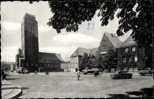 Ak Delmenhorst in Niedersachsen, Hans Böckler Platz mit Rathaus