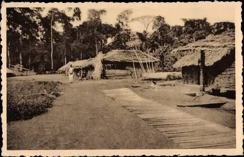 Ak Lombolombo Wafanya DR Kongo Zaire, Le village en 1940