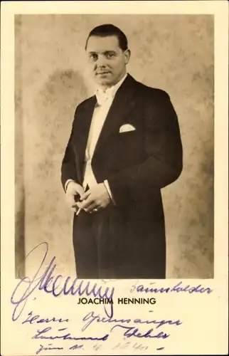 Ak Schauspieler Joachim Henning, Portrait, Zigarette