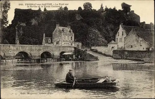 Ak Fresnay sur Sarthe, die Brücke über die Sarthe und das Alte Schloss