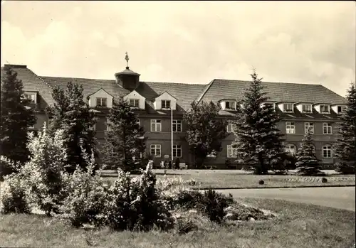 Ak Anklam in Mecklenburg Vorpommern, Ansicht vom Hospital, Park