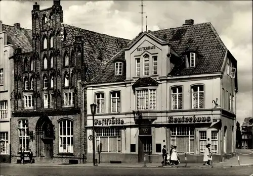 Ak Hansestadt Wismar, Alter Schwede und Reuterhaus, Gaststätte