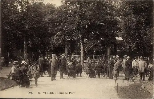 Ak Vittel Lothringen Vosges, Dans le Parc