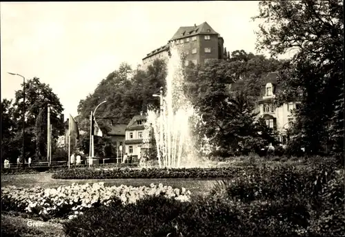 Ak Greiz im Vogtland, Springbrunnen, Platz, Burg