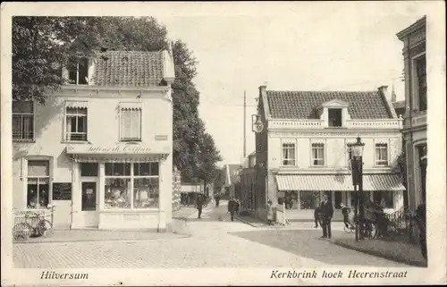 Ak Hilversum Nordholland Niederlande, Kerkbrink hoek Heerenstraat