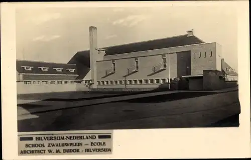 Foto Ak Hilversum Nordholland, School Zwaluplein