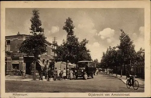 Ak Hilversum Nordholland Niederlande, Gijsbrecht van Amstelstraa, Bus