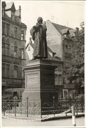 Foto Ak Erfurt in Thüringen, Dr. Martin Luther Denkmal