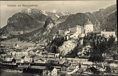 Ak Kufstein in Tirol, Totalansicht mit Kaisergebirge