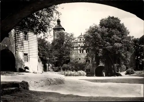 Ak Ranis in Thüringen, Burg, HO-Gaststätte, Heimatmuseum