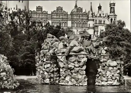 Ak Schwerin in Mecklenburg, Grotte am Schloss